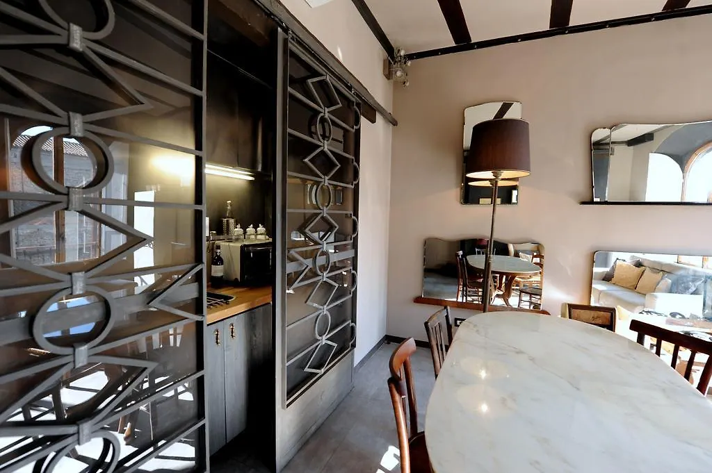 Acacia Firenze Apartments Cumino-Cannella-Curry