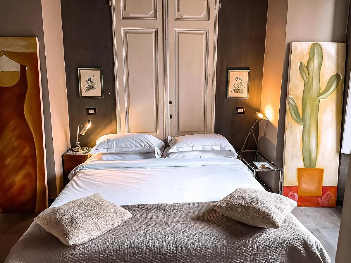 Acacia Firenze Apartments Cumino-Cannella-Curry 0*,  Italia